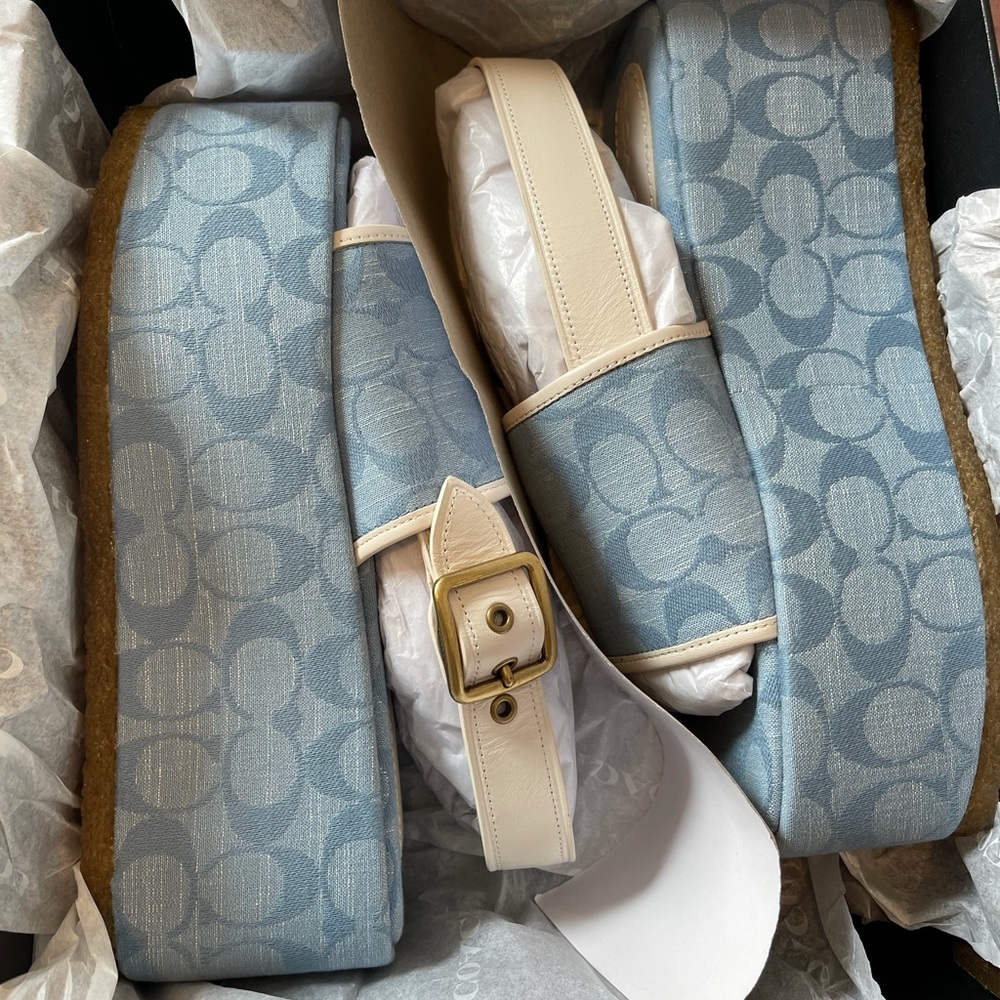 Platform COACH sandals